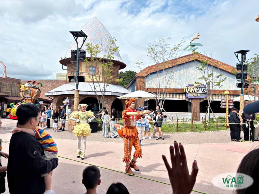 釜山樂天世界遊行表演